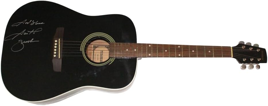 Garth Brooks Signed Autograph Full Size Acoustic Guitar with PSA/DNA Authentication PSA COA - Country Music Superstar Legend No Fences Ropin the Wind Beyond the Season The Chase In Pieces Fresh Horses Sevens Garth Brooks in...the Life of Chris Gaines Gart