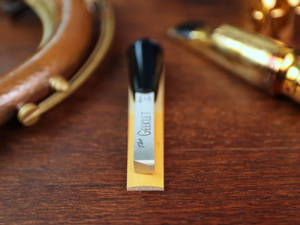 BetterSax Geeklet Reed Tool - Enhance Your Saxophone Performance with Precision Reed Contouring and Customization, Premium Quality Maintenance Accessory for Professional Musicians and Beginners