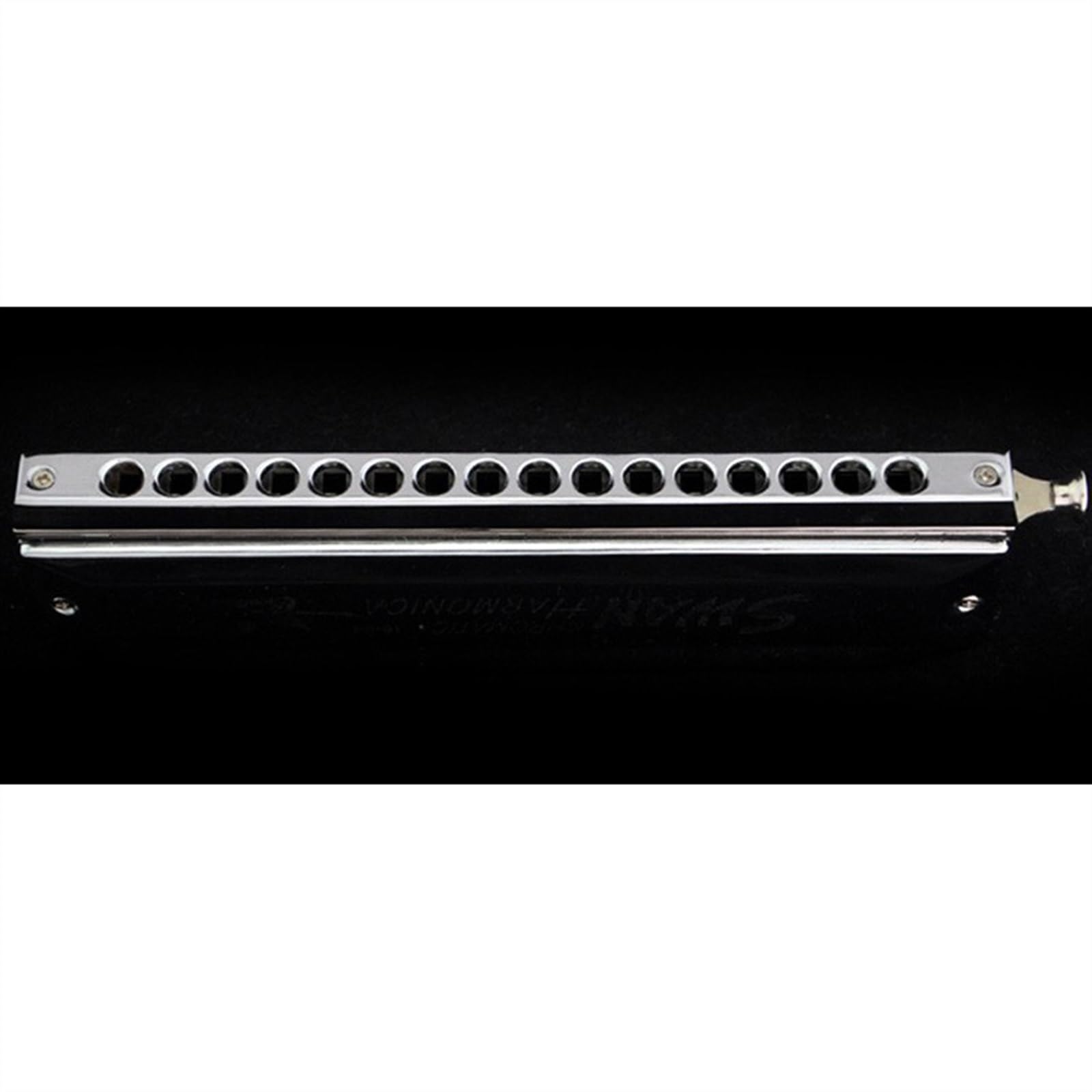 16 Holes 64 Tone C Key Chromatic Harmonica Professional Wind Musical Instruments With Case Beginner Harmonica (Color : Silver)