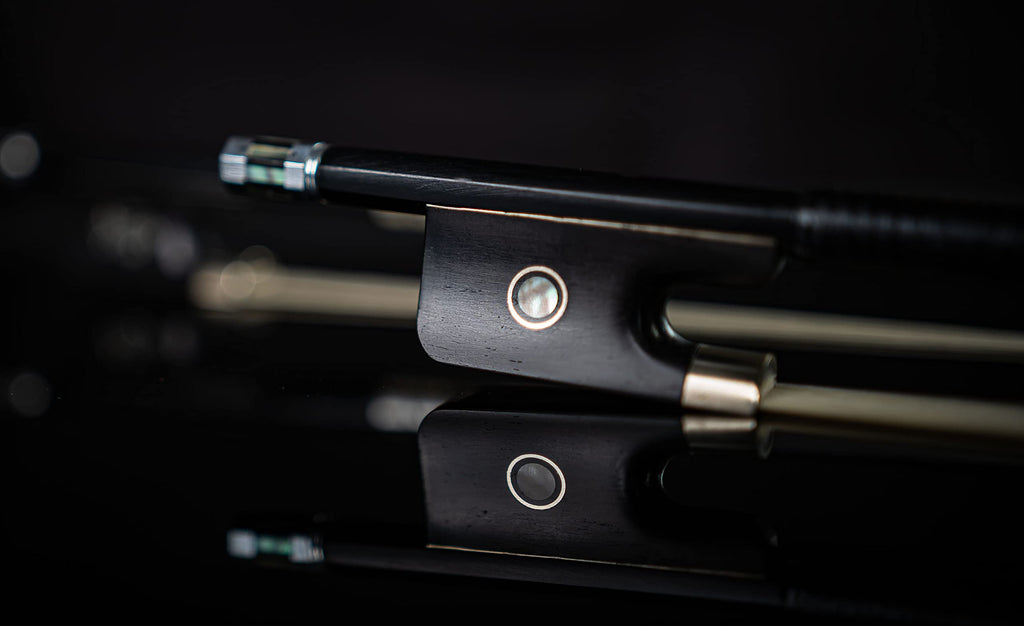 Viotti Carbon Fiber Cello Bow, Hand Crafted by Professional Bow Makers, Strong, Stiff & Well Balanced, Made with Mongolian Horse Hair, For Cellist of All Skill Levels
