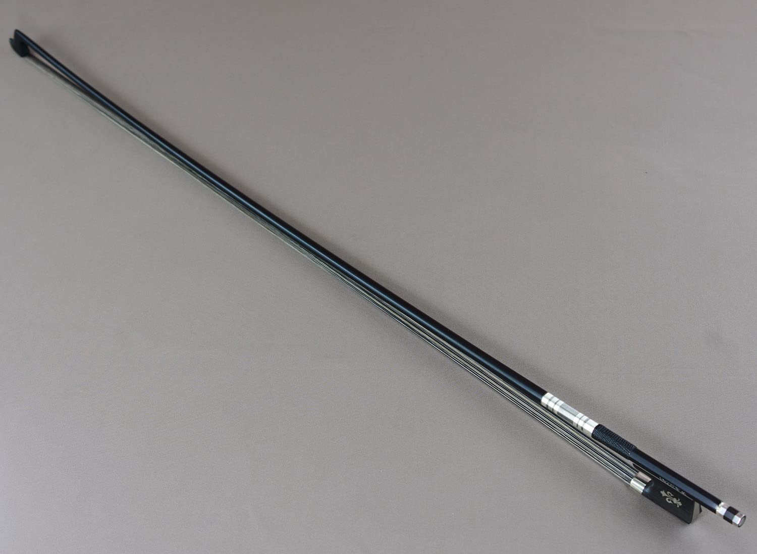 Brandnew Carbon Fiber VIOLIN BOW 4/4 Size Deep & Powerful Tone, Art No.106VB