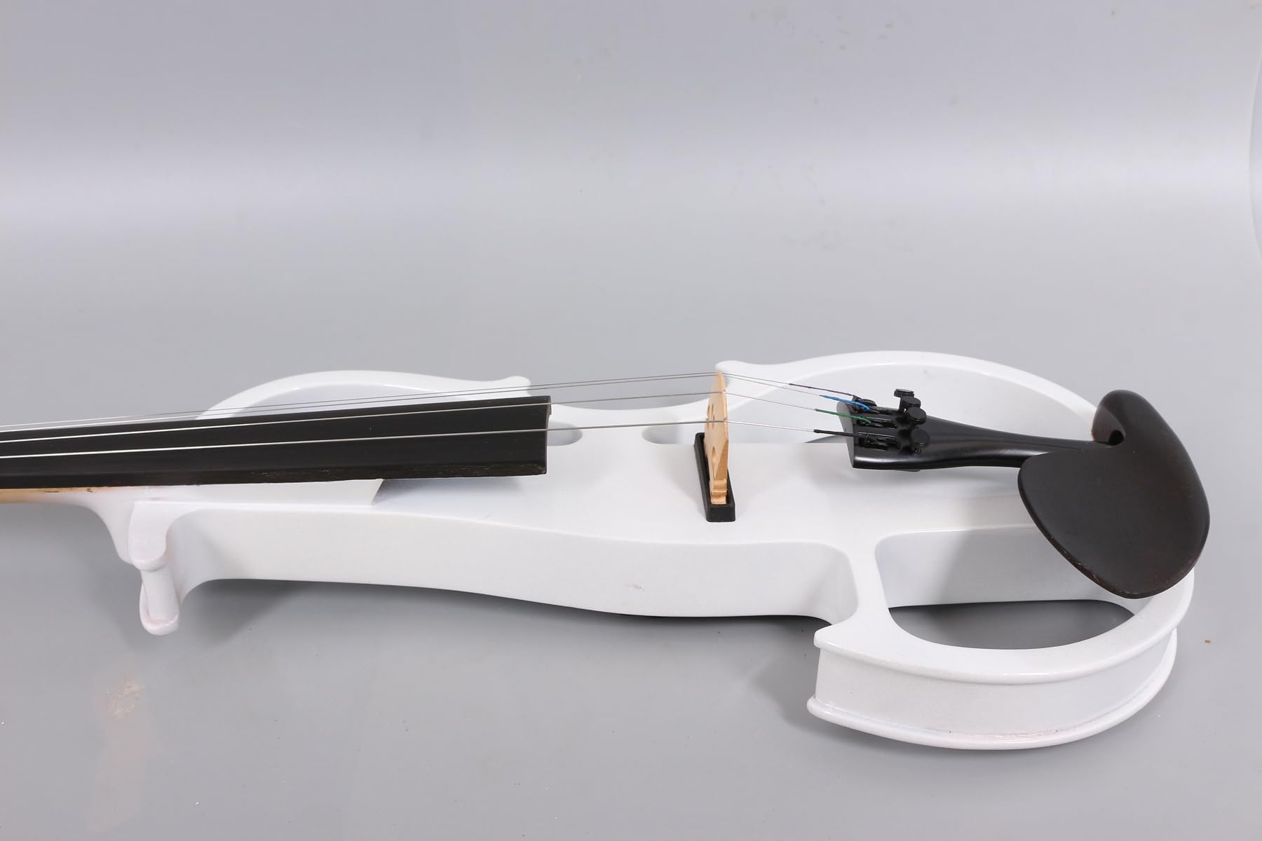Vetimobato Electric Violin 4/4 Full Size Solid Wood Silent Violin Set for Adults Beginner Practice Electric Fiddle with Ebony Fittings Hard Case & Bow(4 String White)