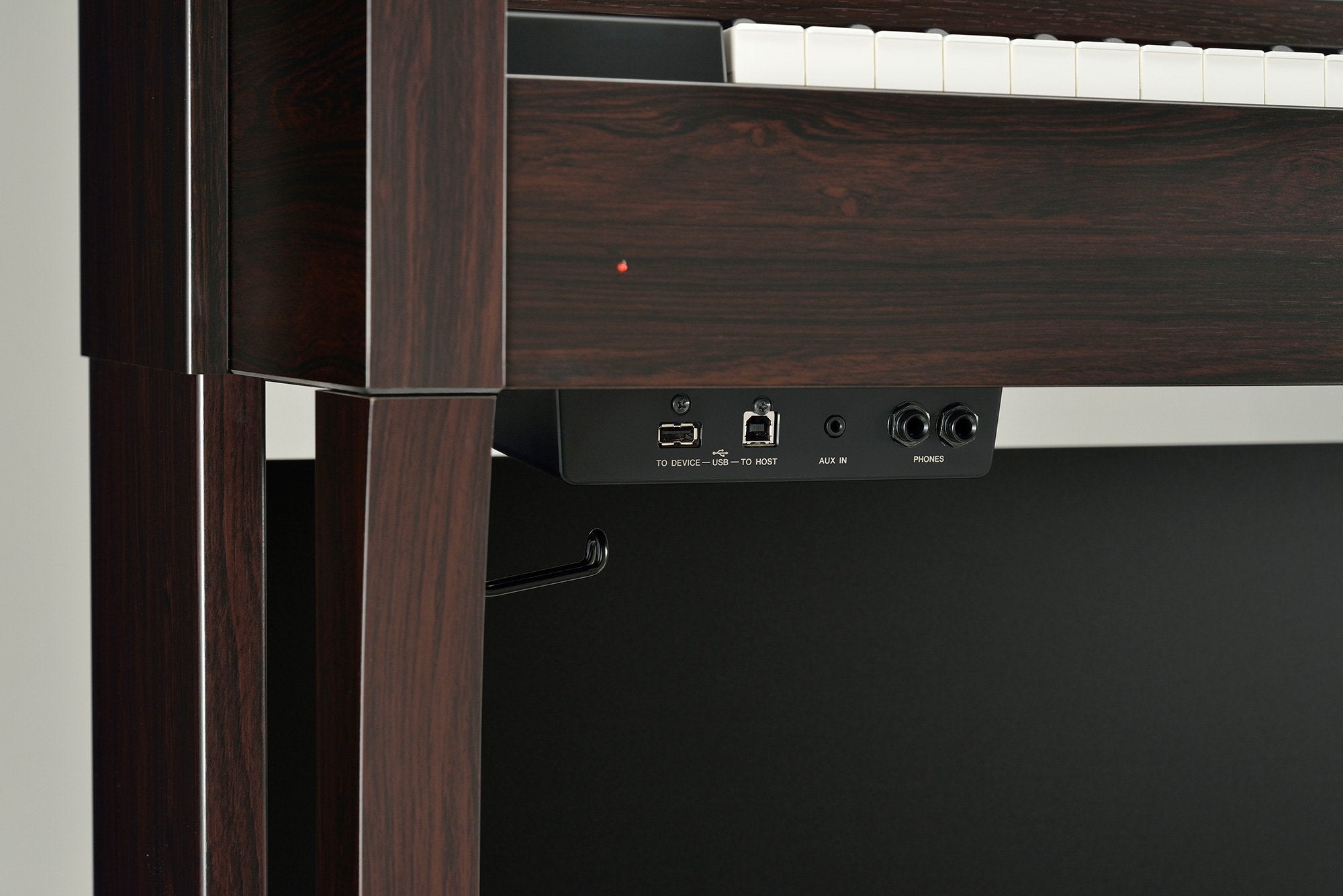 Yamaha Arius Series 88-Key Weighted Action Upright Digital Piano for Beginner and Intermediate Players, Dynamic Response, Grand Piano Sound, 3-pedal Unit, Bench Included, Rosewood YDP105R