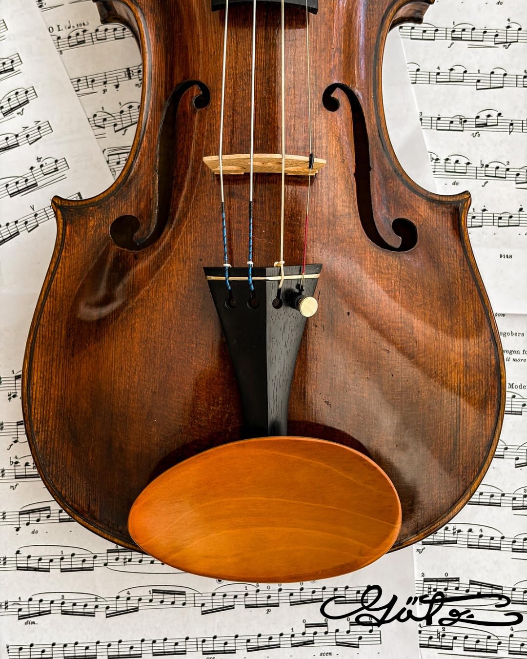 Conrad Götz, ZK-300E, New Flesch Chinrest for Violin 4/4, Deep Black Ebony