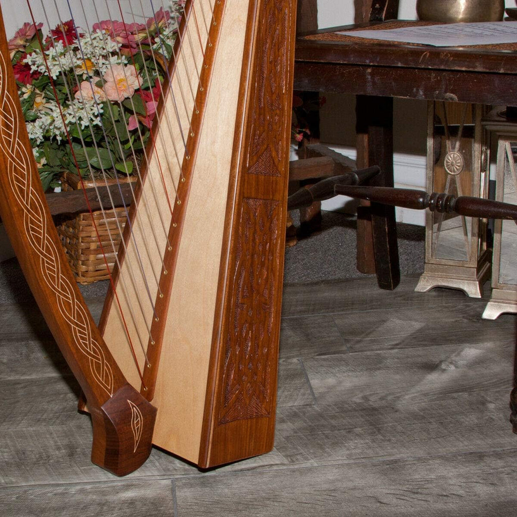 Roosebeck Harp w/Chelby Levers, Extra Strings, Play Book & Clip-on Tuner