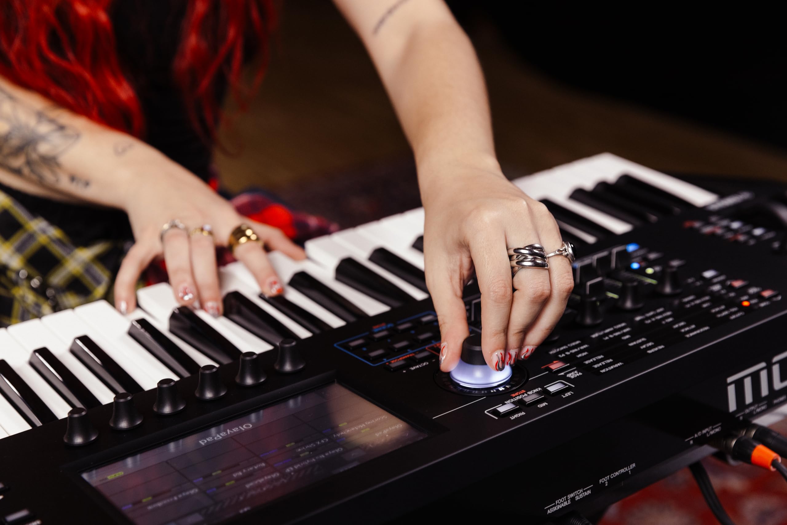 Yamaha 61-Key Music Synthesizer with Improved Keyboard Action, Performance Focused for Next Generation Sound Exploration, Expressive Control and Optimized Workflow MODX M6
