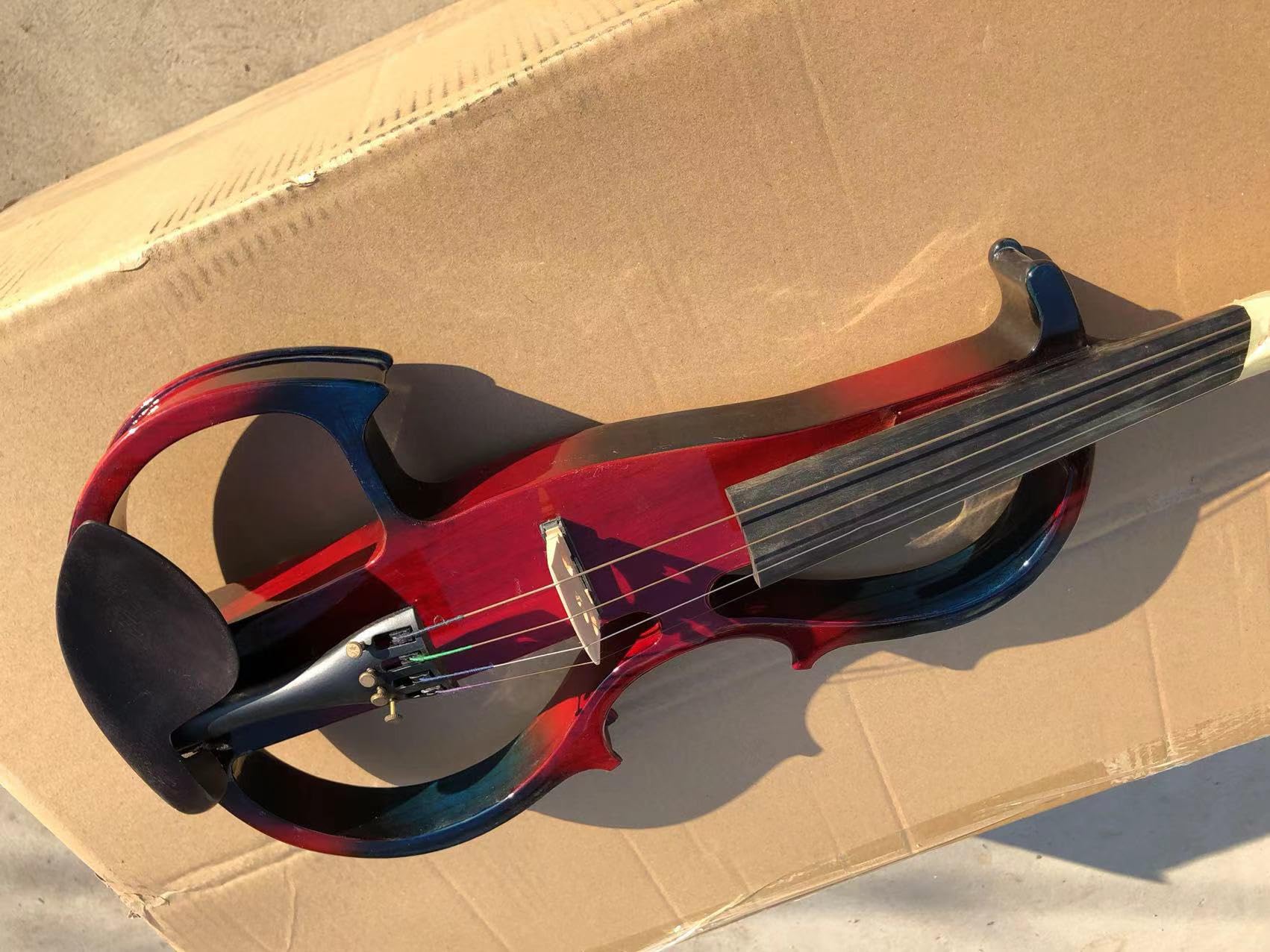Vetimobato Electric Violin 4/4 Full Size Solid Wood Silent Violin Set for Adults Beginner Practice Electric Fiddle with Ebony Fittings Hard Case & Bow(4 String White)