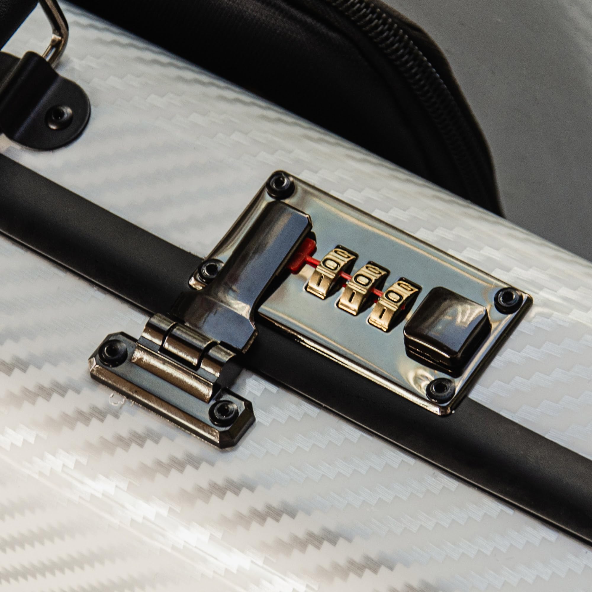 Christina 4/4 Full Size Violin case High-Strength Carbon Fiber Rectangular Violin Music Bag With Combination Lock and Extra Bag White Violin Hard Case (VB-Square-White Stripe spot)