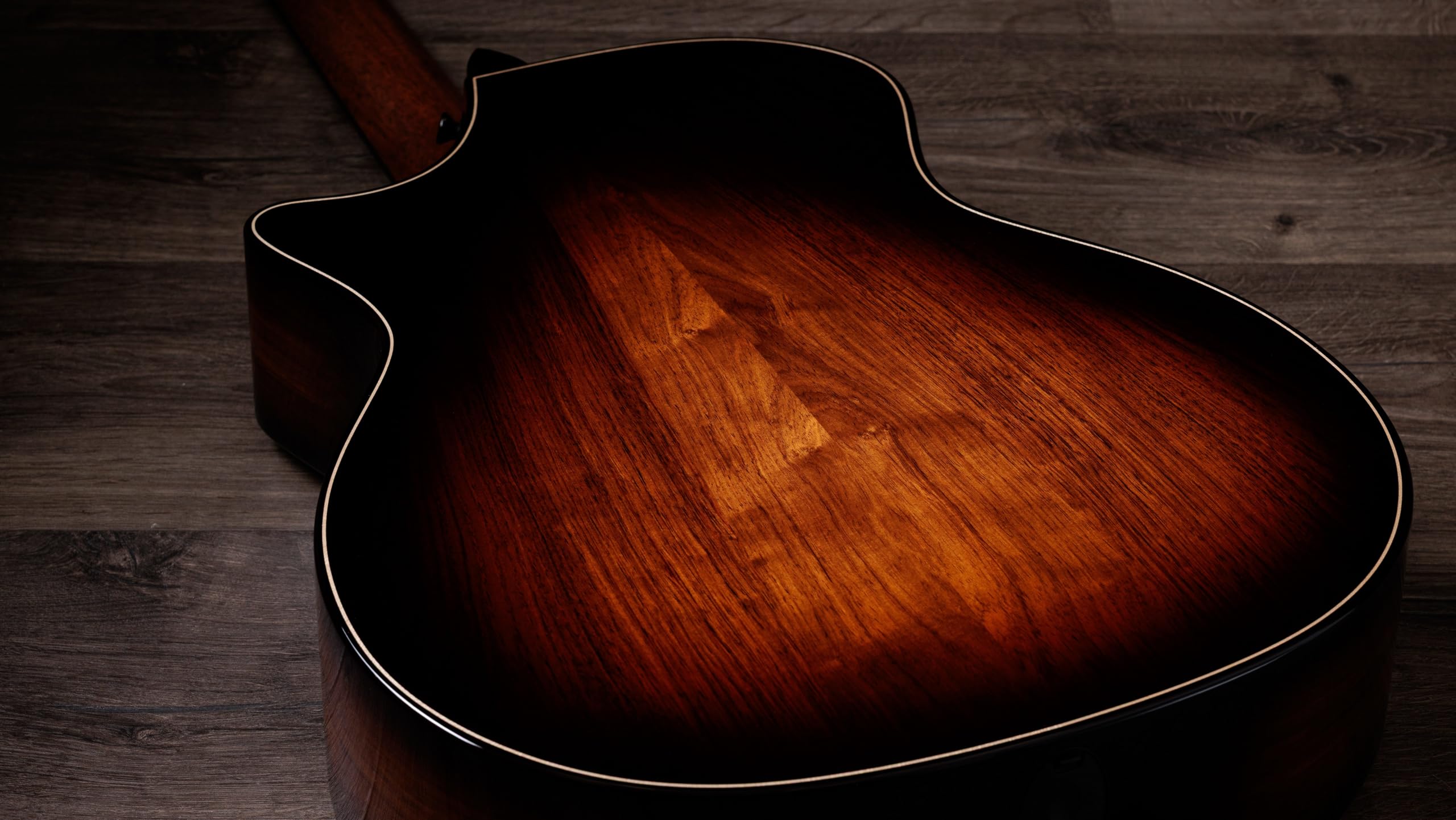 Taylor Next Generation Builder's Edition 814ce Indian Rosewood/Adirondack Spruce Grand Auditorium Acoustic-Electric Guitar with Hardshell Case