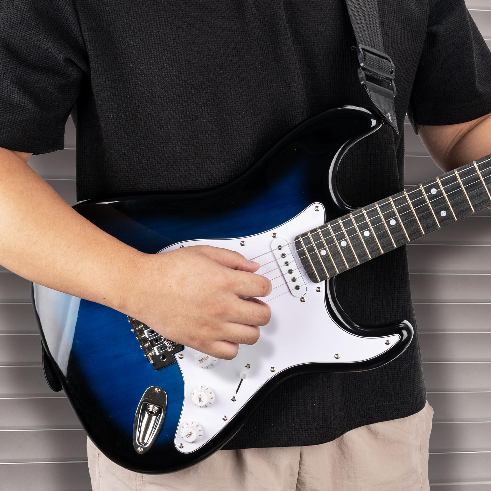 39 Inches Full Size Electric Guitar Beginner Electric Guitar Kits with 10W Amp Classic SSS Pickup Complete with Gig Bag Tuner Capo Strap Picks Guitar String Winders Black