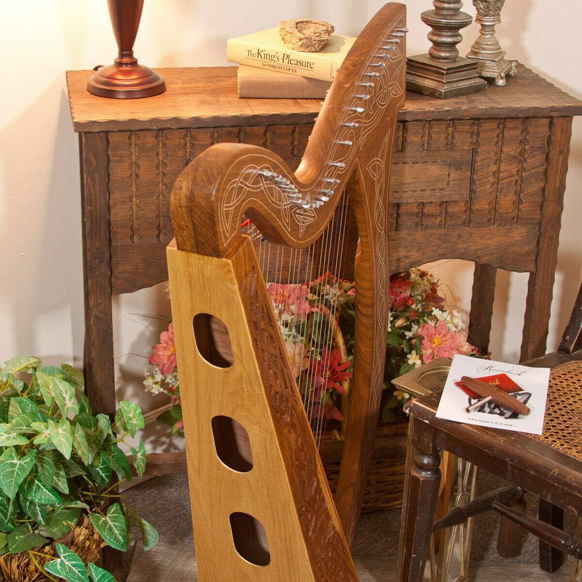 Roosebeck Minstrel Harp 29-String w/Full Chelby Levers + Learn to Play Book + Extra Strings & Tuning Tool