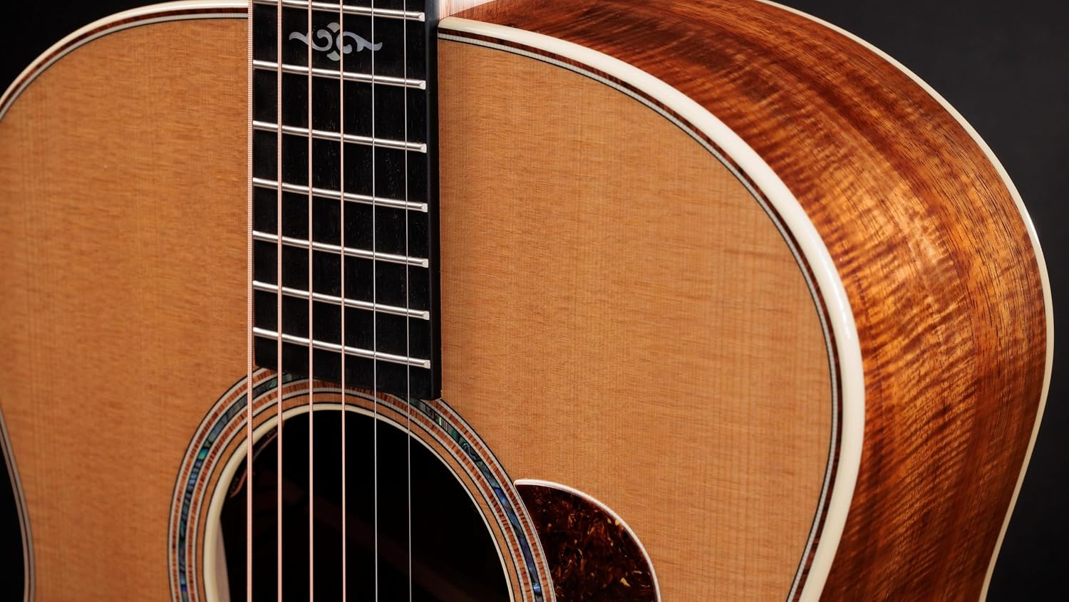 Taylor Gold Label K14e Koa Acoustic-electric Guitar - Natural